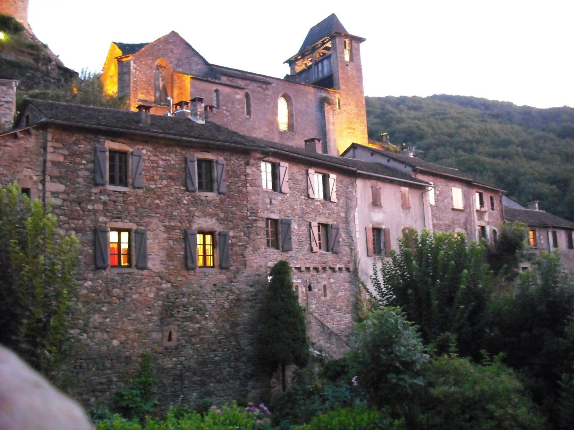 Domaine Du Vern Saint-Affrique Exterior photo